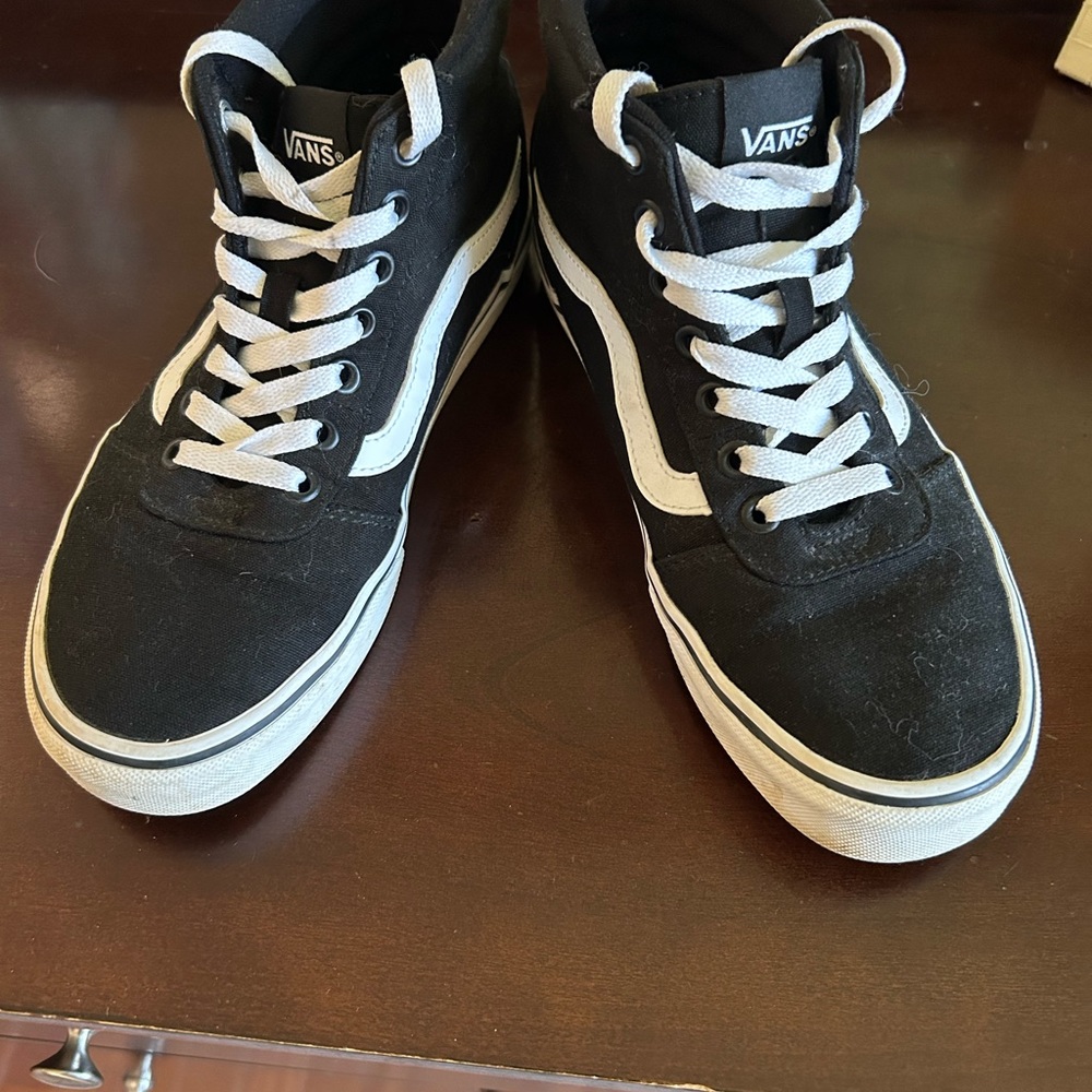 Vans - Picture 6 of 6